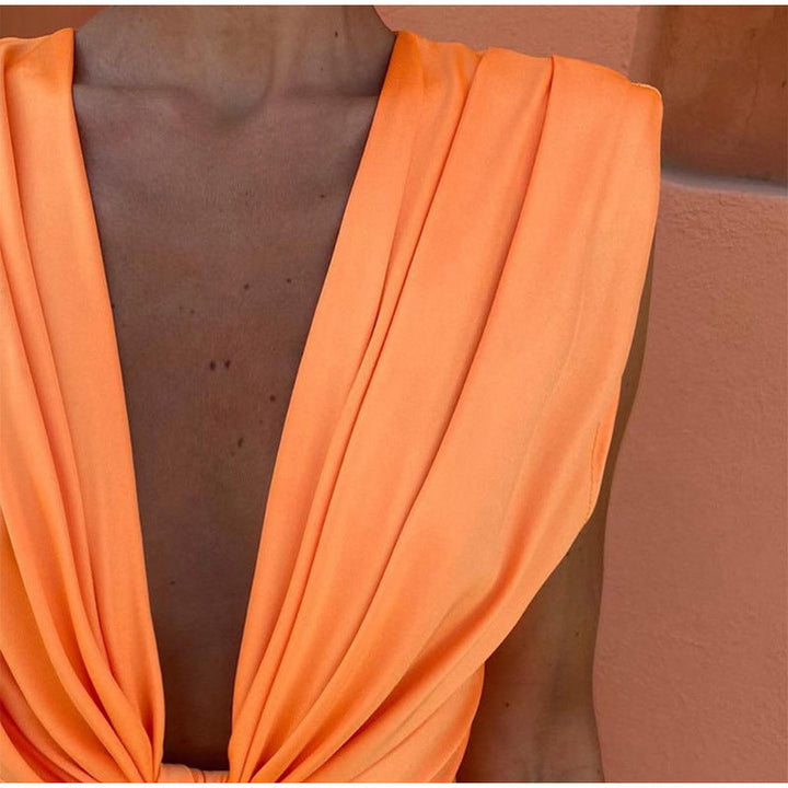 Isabelle – Party Dress with Deep Neckline