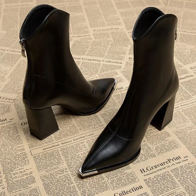 Velora™-Chrome Tip Chelsea Boot