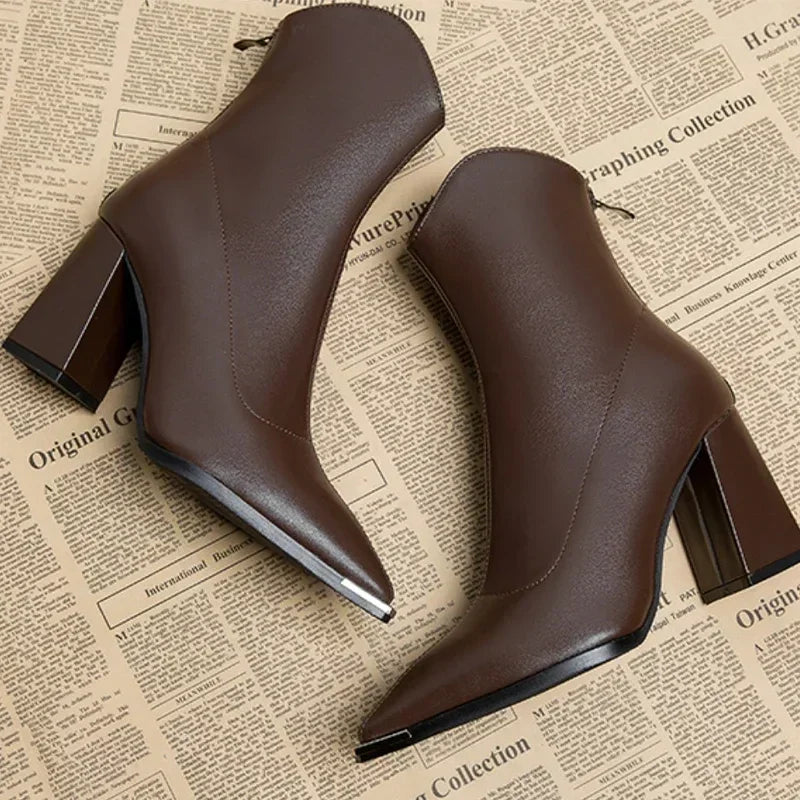 Velora™-Chrome Tip Chelsea Boot