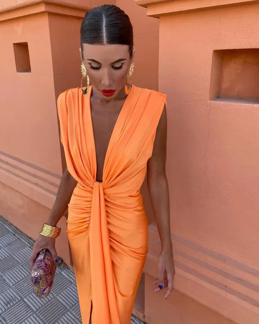 Isabelle – Party Dress with Deep Neckline