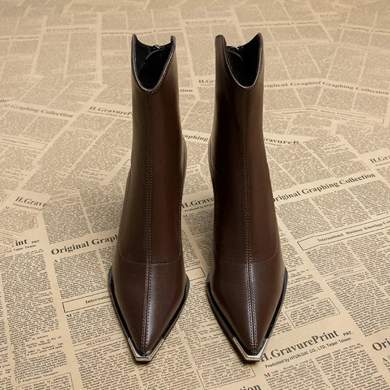 Velora™-Chrome Tip Chelsea Boot