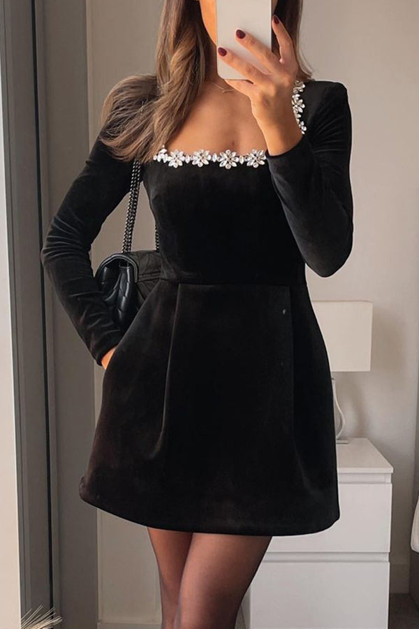 Barbara – Velvet Mini Dress